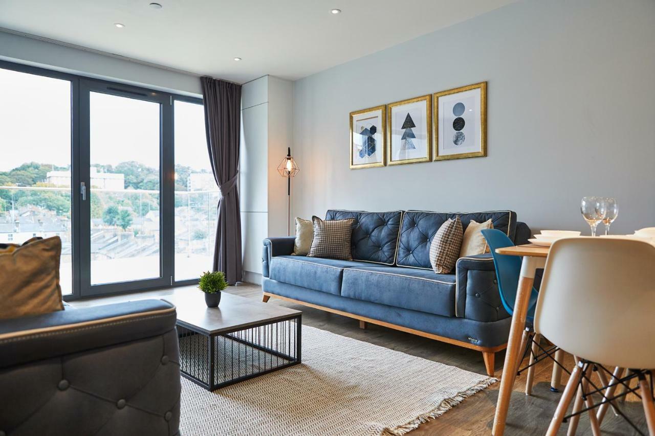 Elegant Luxury Apartment