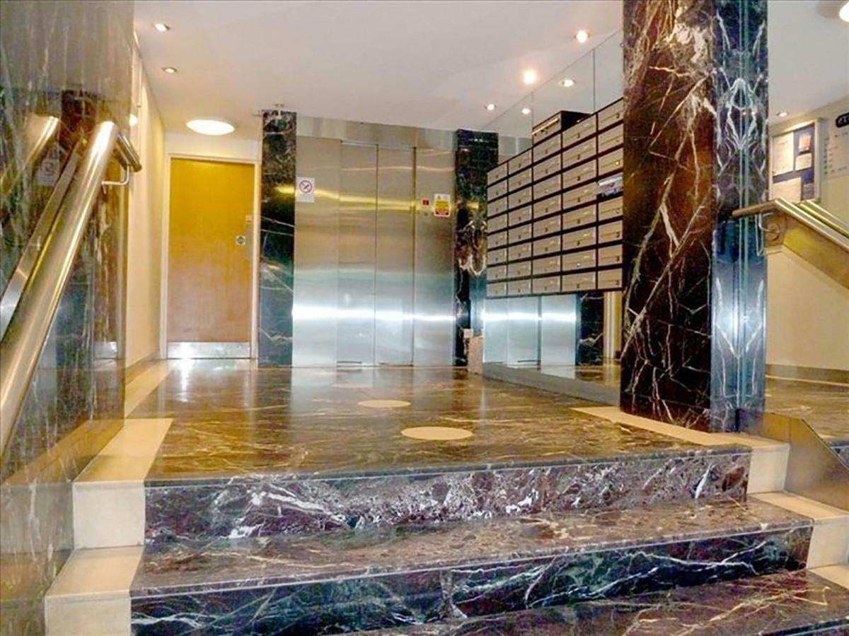 Apartment Elegant Very Central Fitzrovia W1 King Bed, Wifi, Nr Oxford St Affable Informative Host London