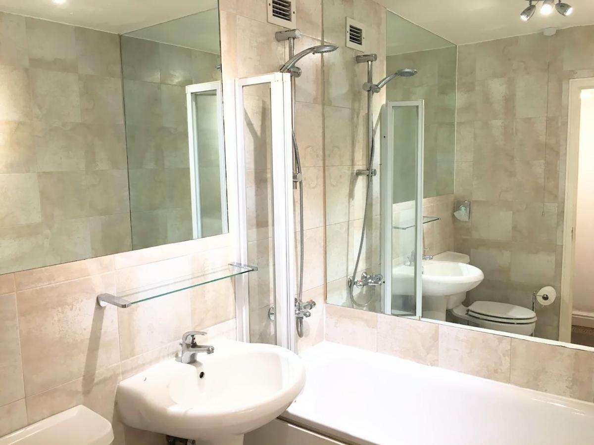 Elegant Very Central Fitzrovia W1 King Bed, Wifi, Nr Oxford St Affable Informative Host