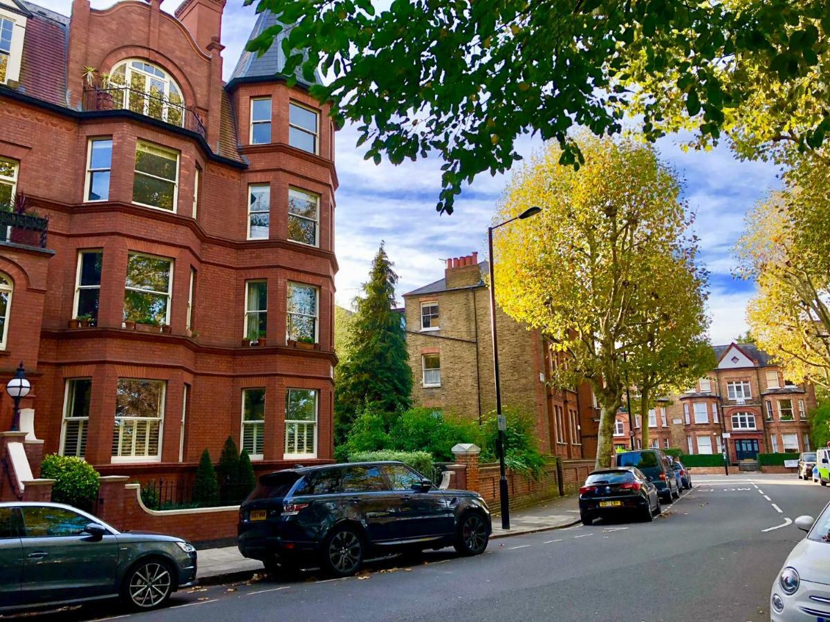 Apartment Luxury In London, Mida Vale