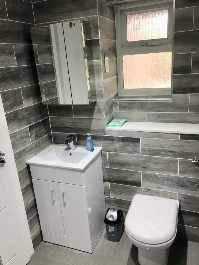 Perfect Modern Base Near All Attractions Apartment London