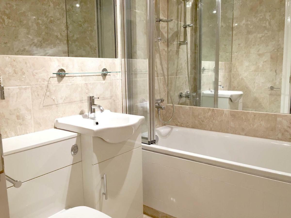 Elegant Fitzrovia 2-bed Nr Oxford Street Helpful Informative Host Apartment *