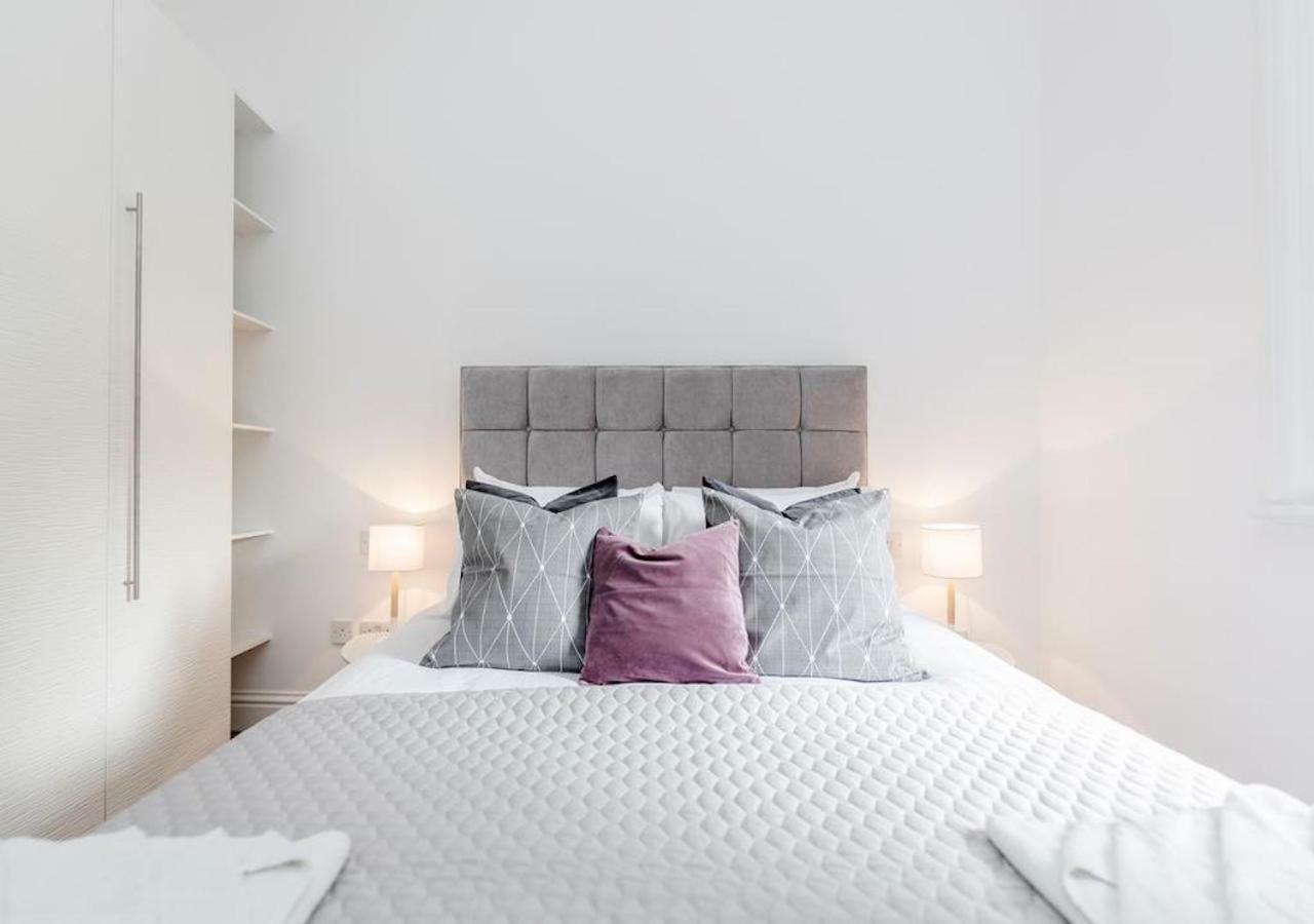 White Piccadilly Luxury Flat Apartamento *