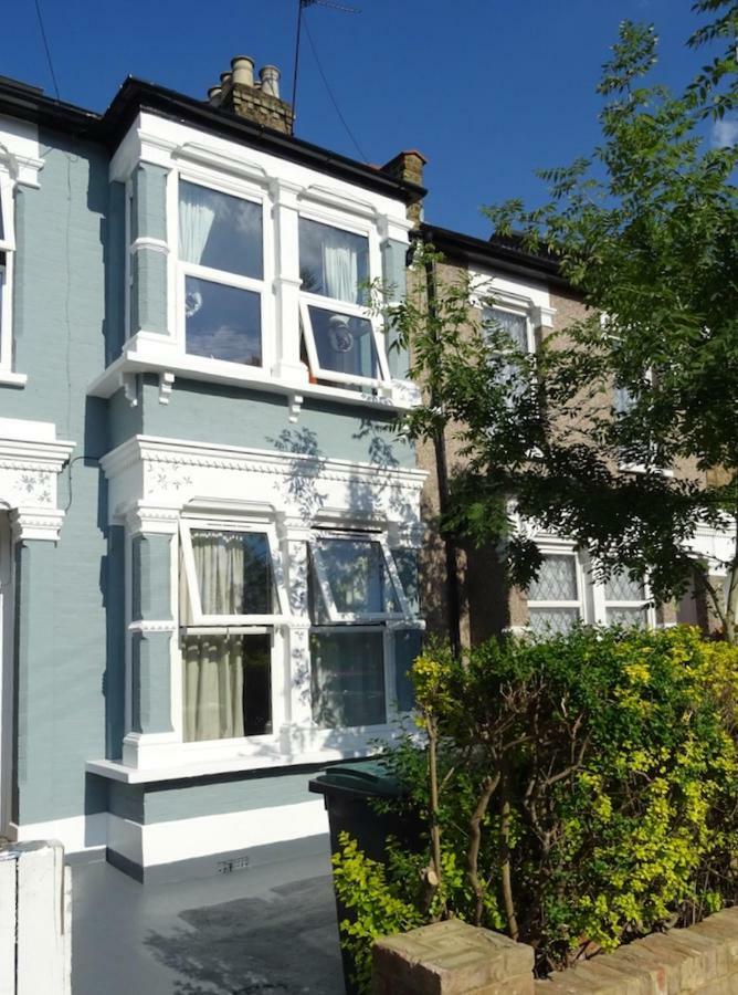 Tottenham Stadium Double Guest house *