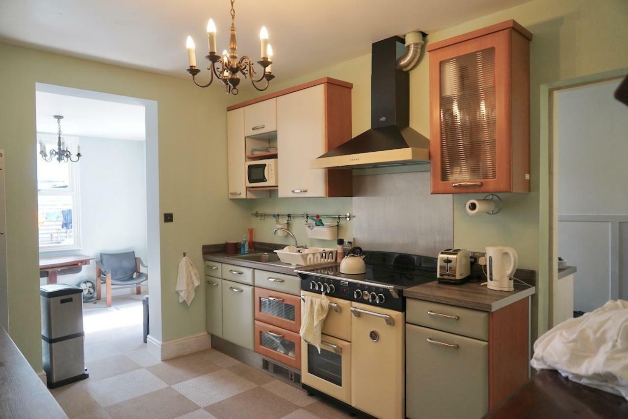 Guest house Tottenham Stadium Double *