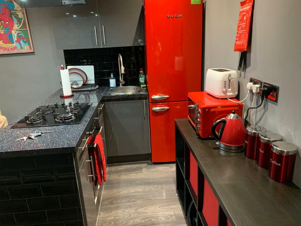 Mile End Apartment