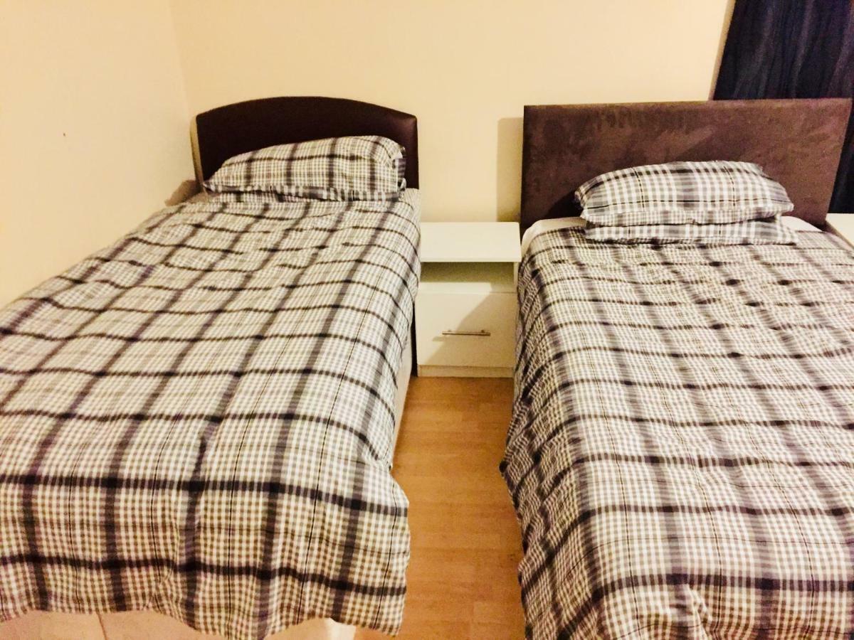 Guest house For 6 People *
