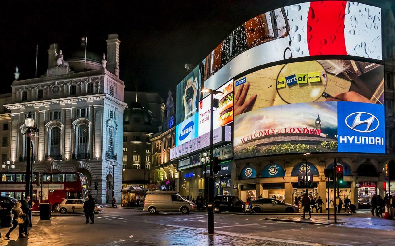 Oxford Circus Designer Apartment