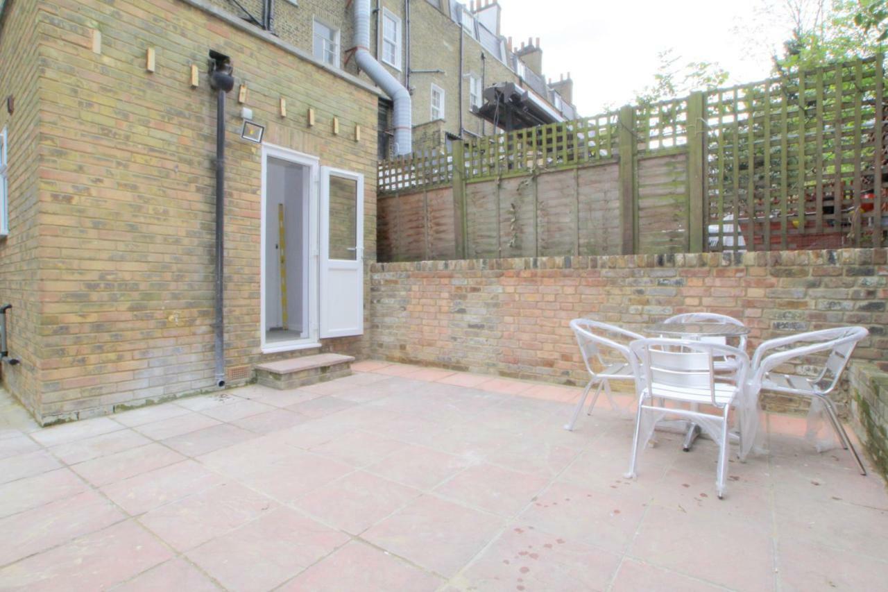 247 Eversholt Street Apartment London