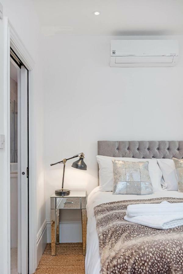 Fulham Road Apartment London