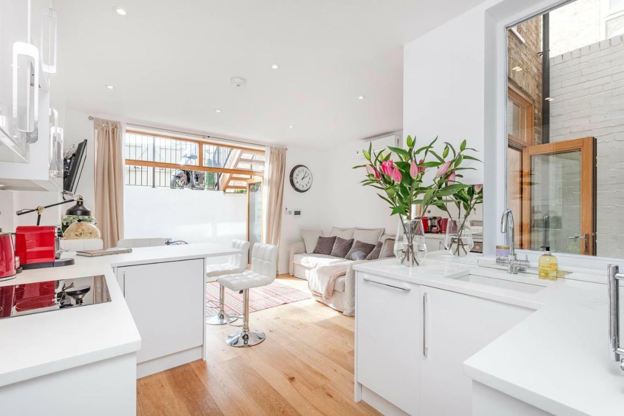 Apartment Fulham Road London