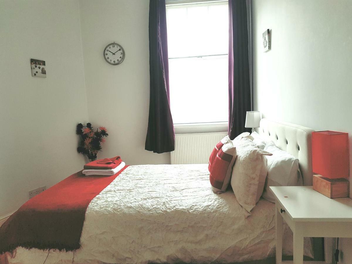 Highbury & Islington Hub Apartment *