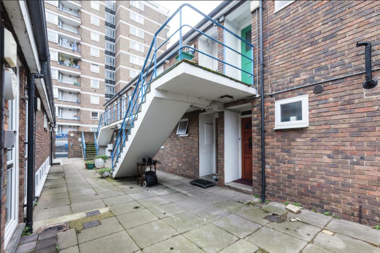 Chelsea Private Garden Maisonette * London