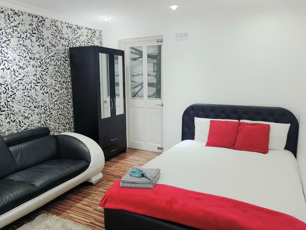 Chancery Hub 3*