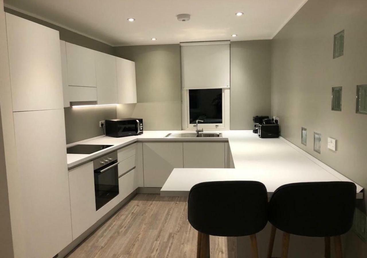 White Piccadilly Luxury Flat * Londres