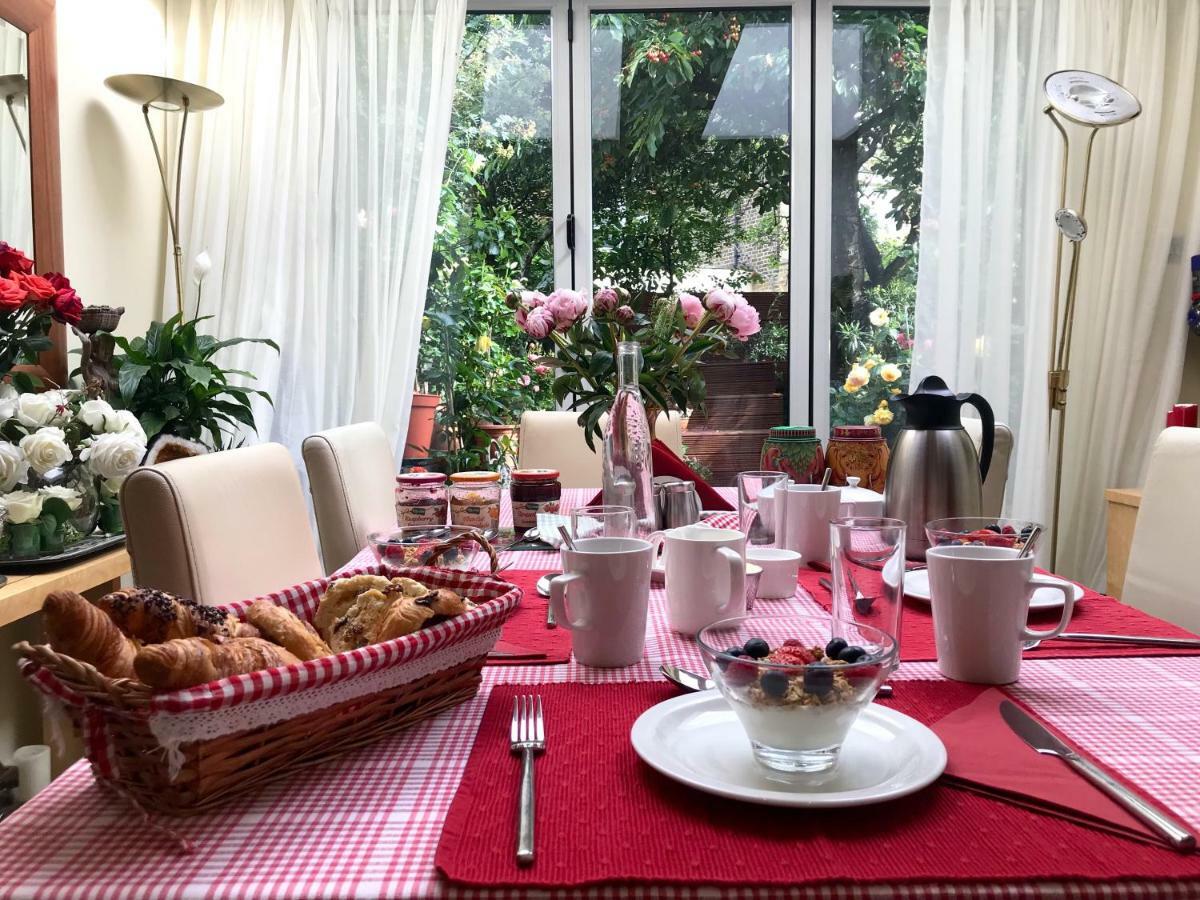 Georgiana's Acomodação com café da manhã  3*