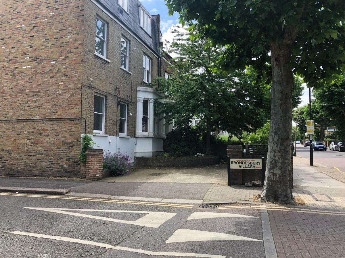 118 Brondesbury Road Apartment