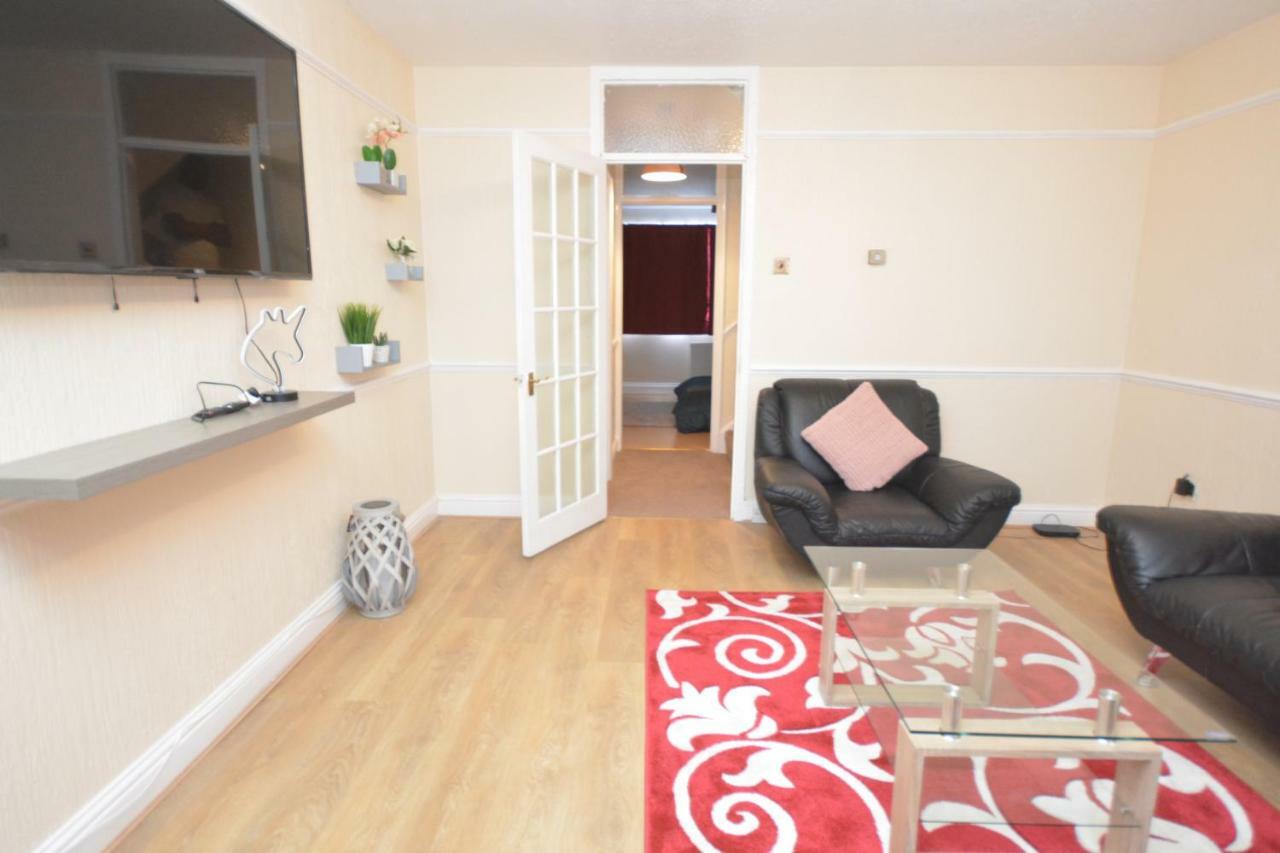 Holiday home Four Bedroom Townhouse 12 Minutes Walk To Excel Exhibition Centre London