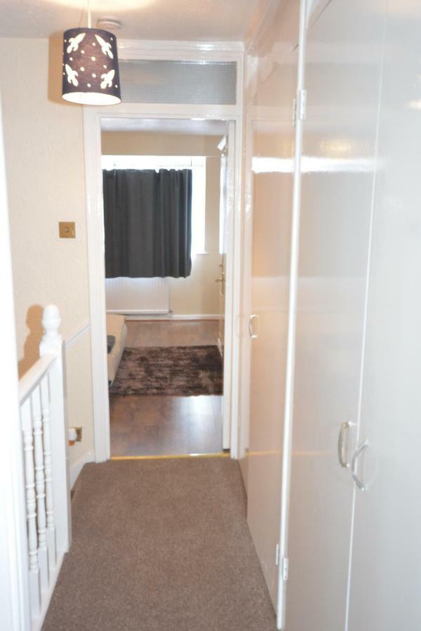 Holiday home Four Bedroom Townhouse 12 Minutes Walk To Excel Exhibition Centre