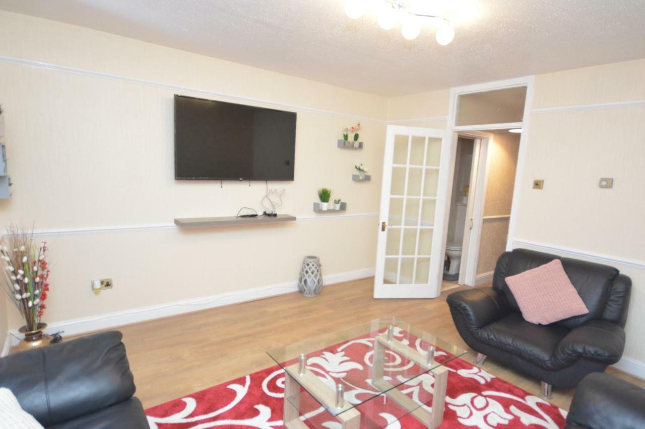 Holiday home Four Bedroom Townhouse 12 Minutes Walk To Excel Exhibition Centre *