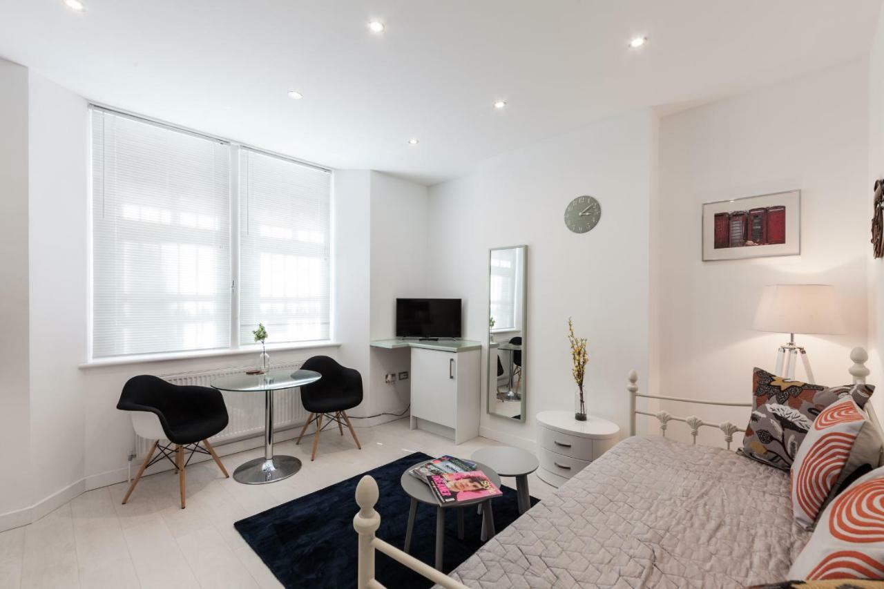 - Great Location Apartment