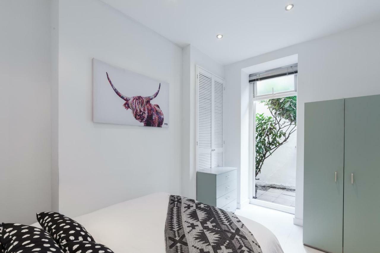 - Great Location London