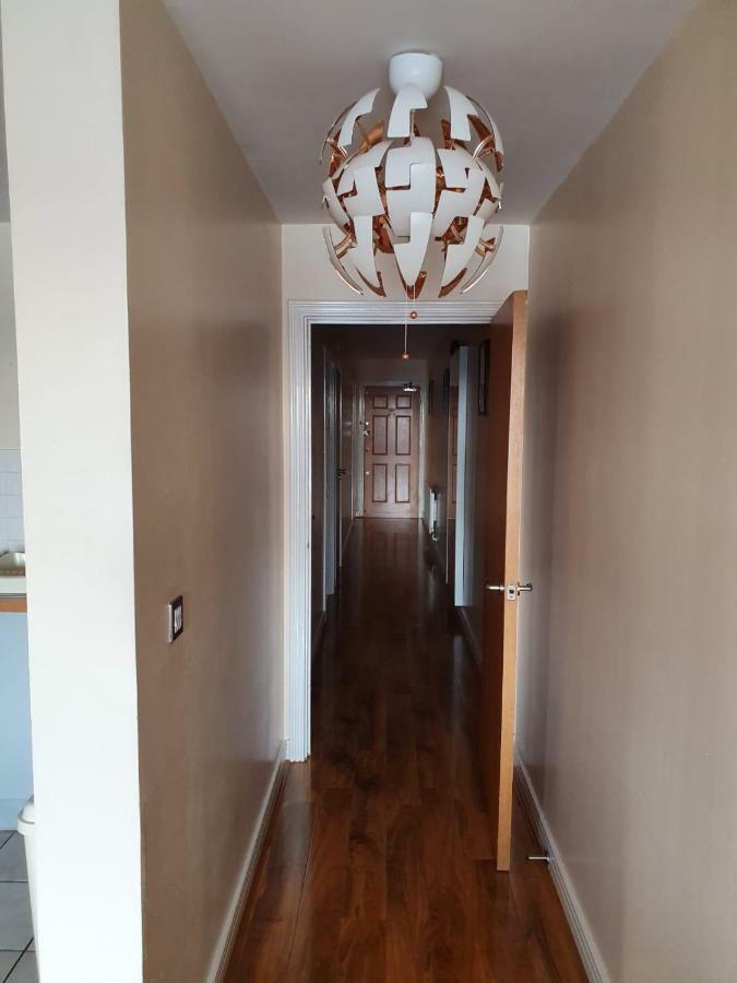Apartment Affluent Riverside Sark Tower *