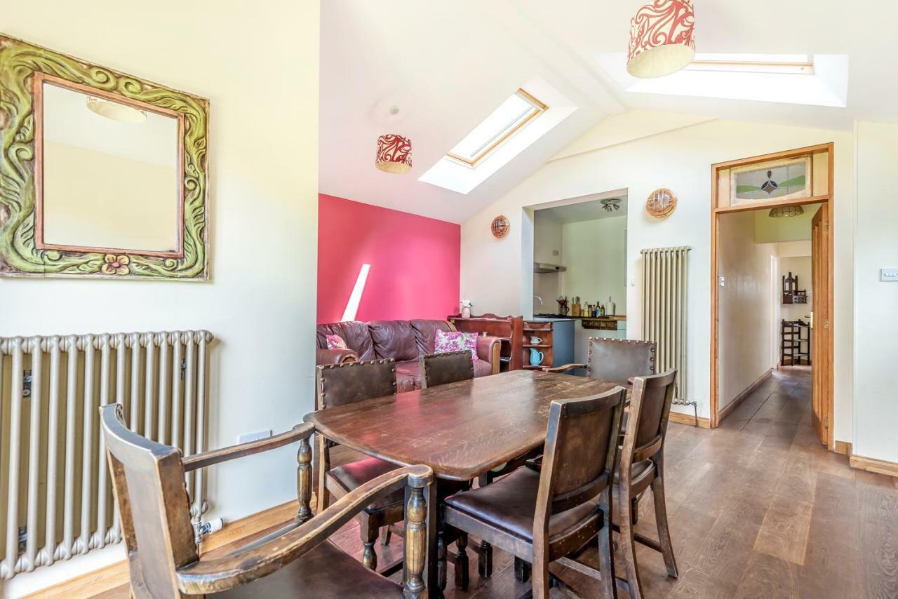 Holiday home Lovely Three Bedroomed House, Parking 2 Cars