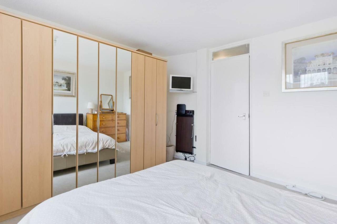 2 Bed * London