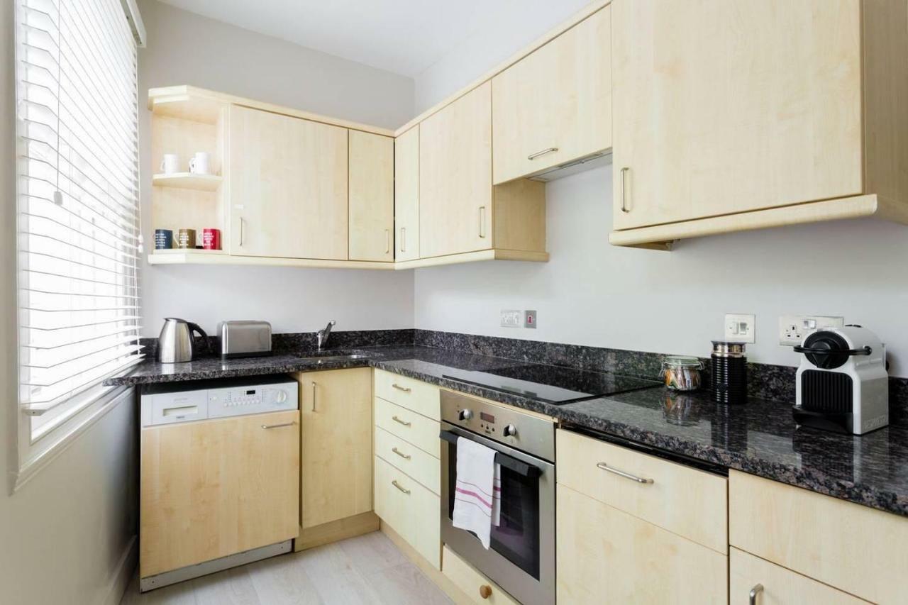 Apartment Cadogan Street London