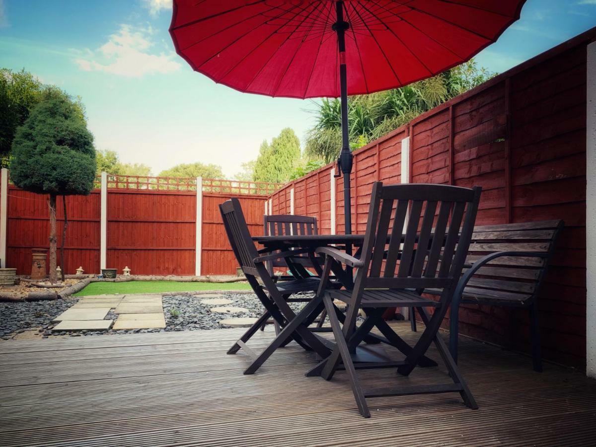 Paul's Place Near Heathrow *