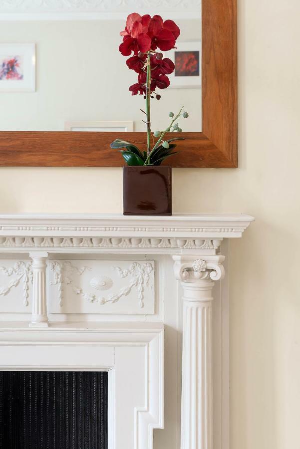 Grand Ambassadorial Duplex Hyde Park London