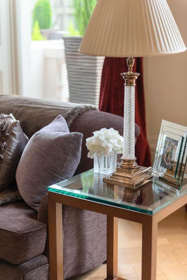 Apartment Grand Ambassadorial Duplex Hyde Park London