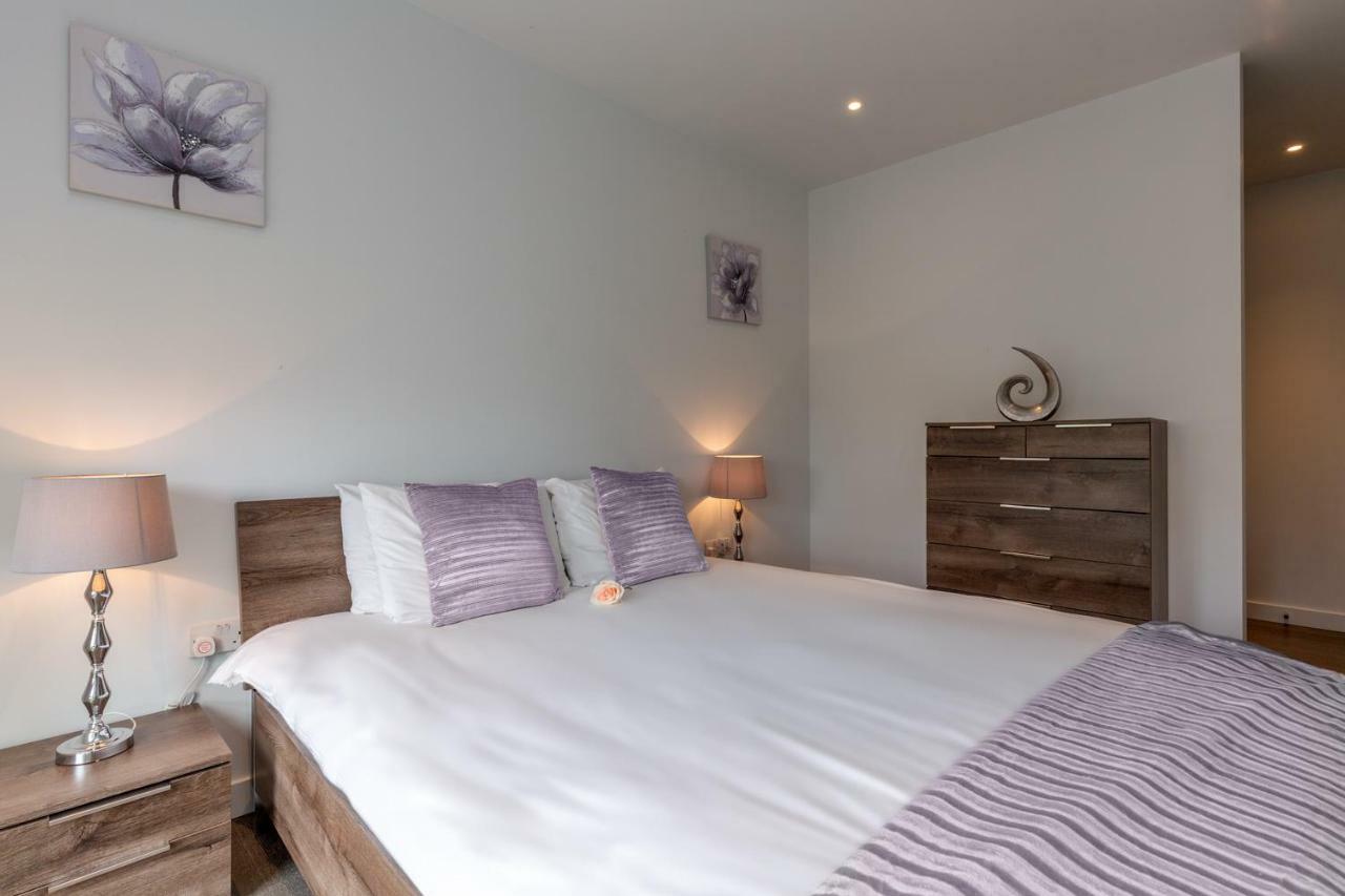 Deluxe Apartment London