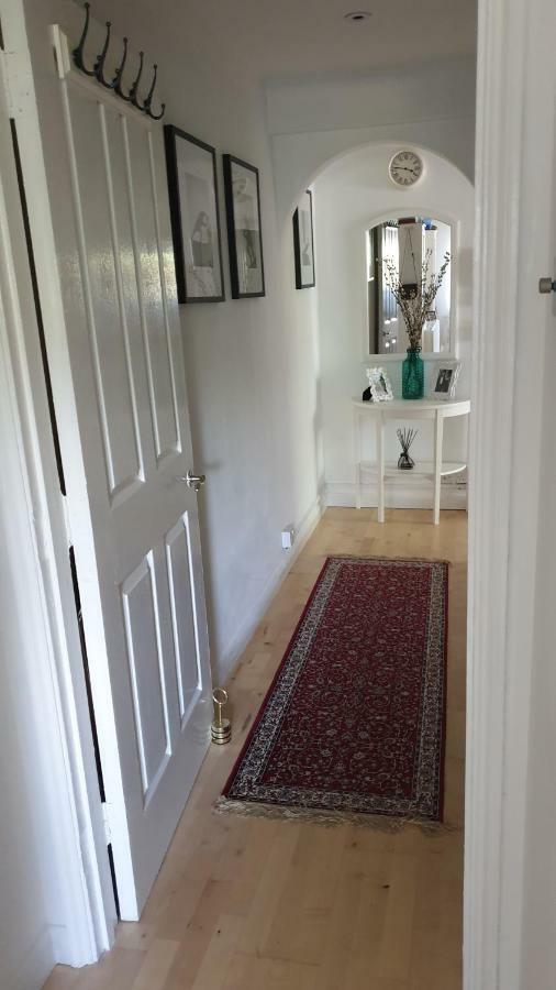 Riverside Court Apartment