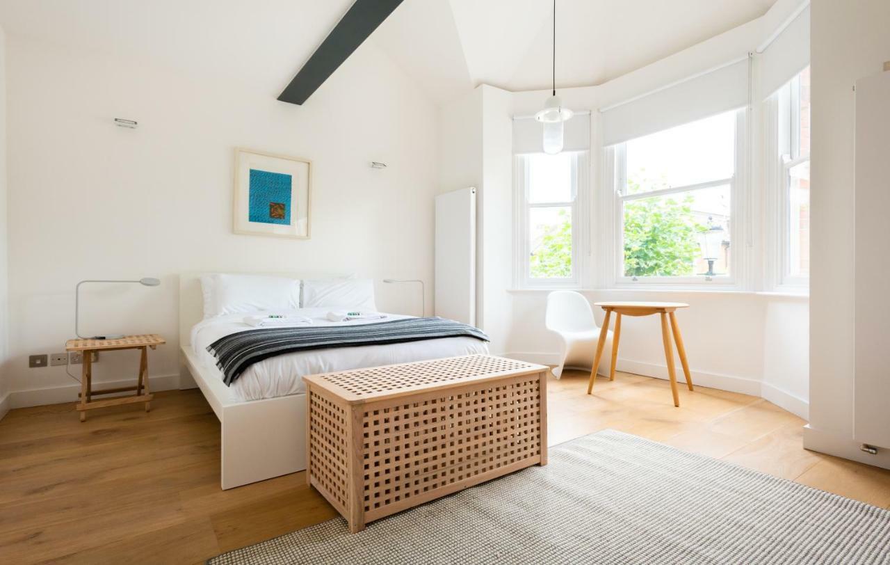 The Oxford Gardens - Modern & Spacious 4bdr House With Garden London