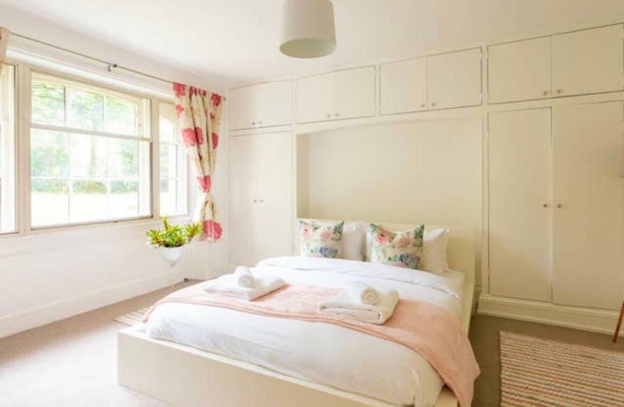 2 Bedroom Close To Camden Town Apartment *