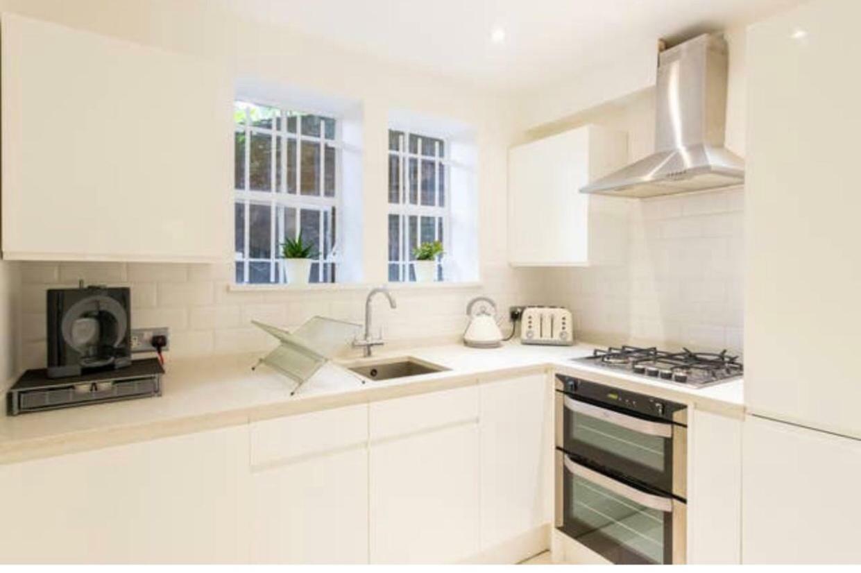 2 Bedroom Close To Camden Town Apartment London