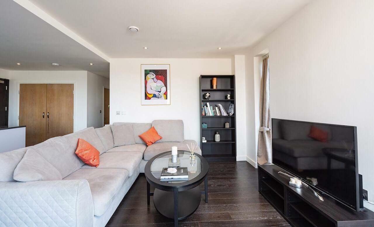 Luxury In North Greenwich