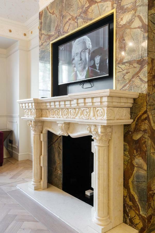 Casa Charles In Mayfair London