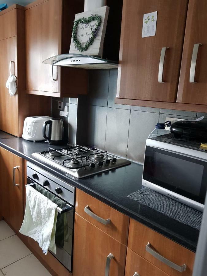 Merciful King Room, In Zone 2-3 * London