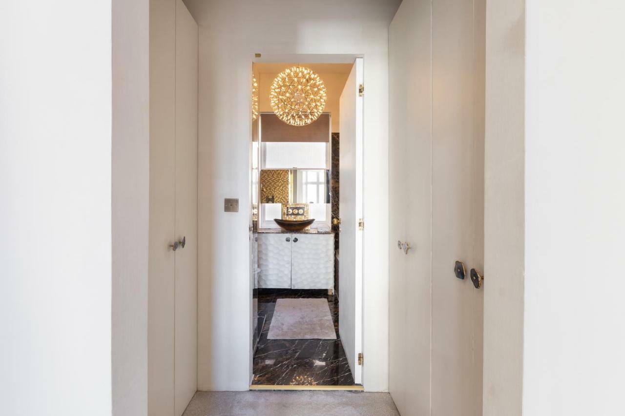 Casa Charles In Mayfair