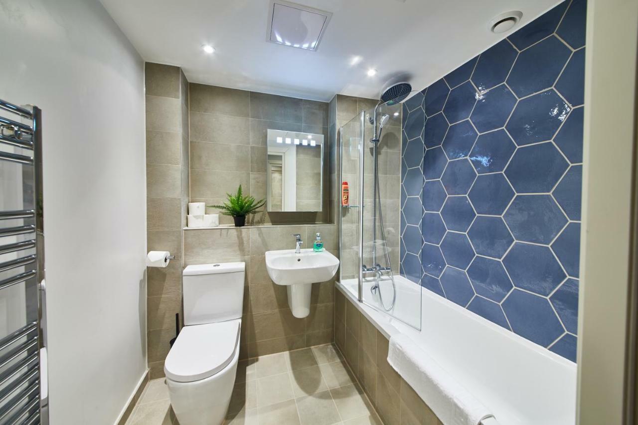 Elegant Luxury London