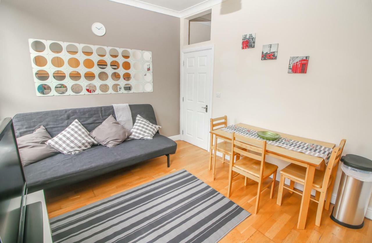 View Flat @ Liverpool St. Apartment London
