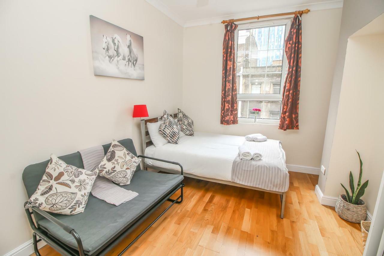 View Flat @ Liverpool St. London