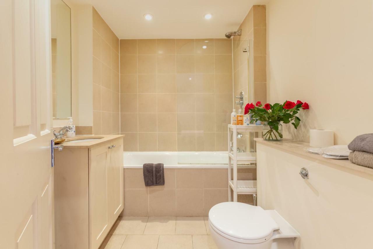 Bed & Breakfast Harrods London
