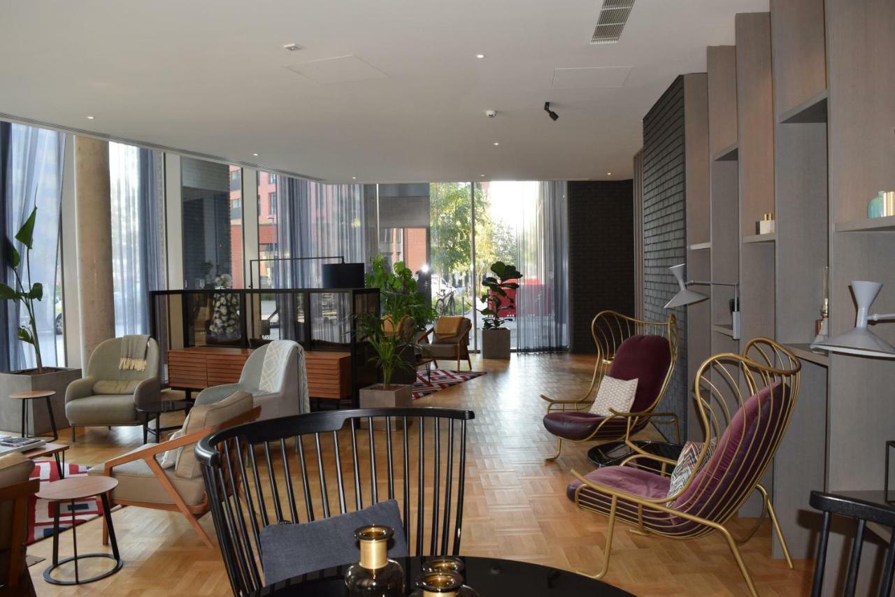 Island 3 Bedroom Luxury Apartments, Canary Wharf Apartment