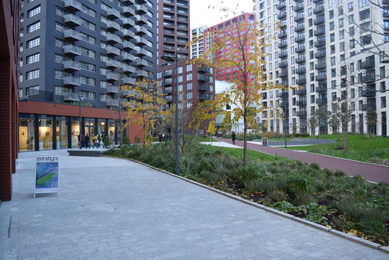 Island 3 Bedroom Luxury Apartments, Canary Wharf Apartment