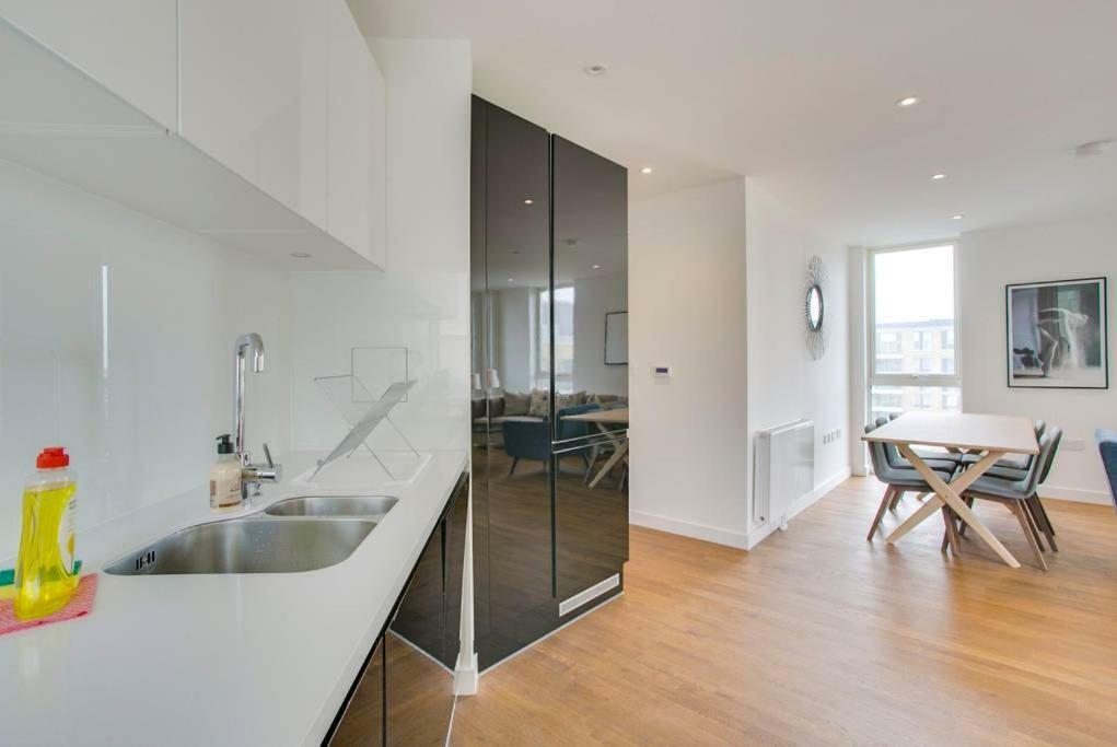 Discovery Tower Apartment *