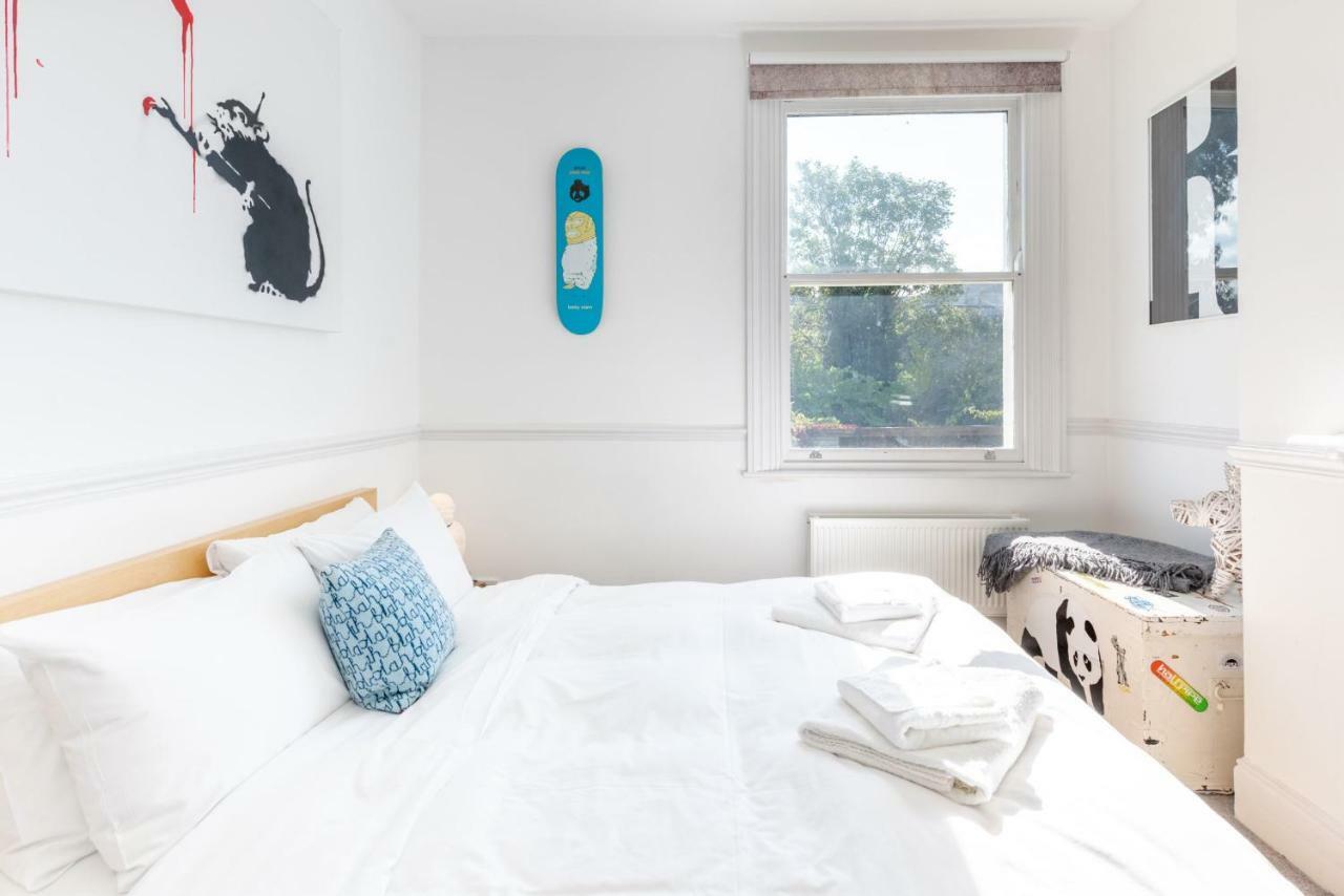 Gorgeous, 4 Bed Victorian House In Dollis Hill London